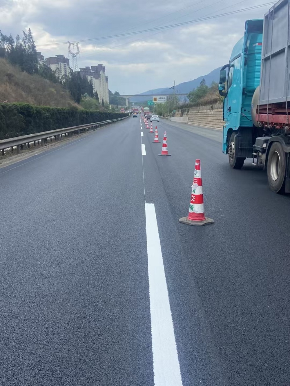 d40654e1-af74-428e-8055-d9a6cf0c8ea1